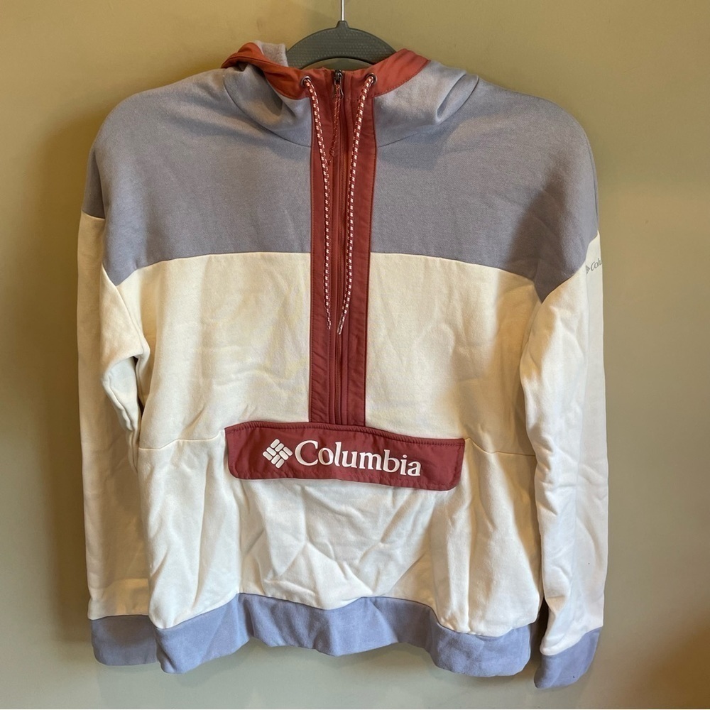 Columbia Women's Logo Front Pocket Hoodie